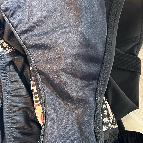 Miraclesuit Mandala Temptress One Piece Swimsuit Black Ruched Flattering Fit 14 - Picture 7 of 8